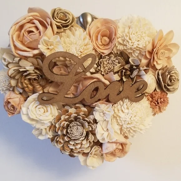 Sola Wood Flower "Love" Heart 12"x10" - Rose Gold - Picture 1 of 4